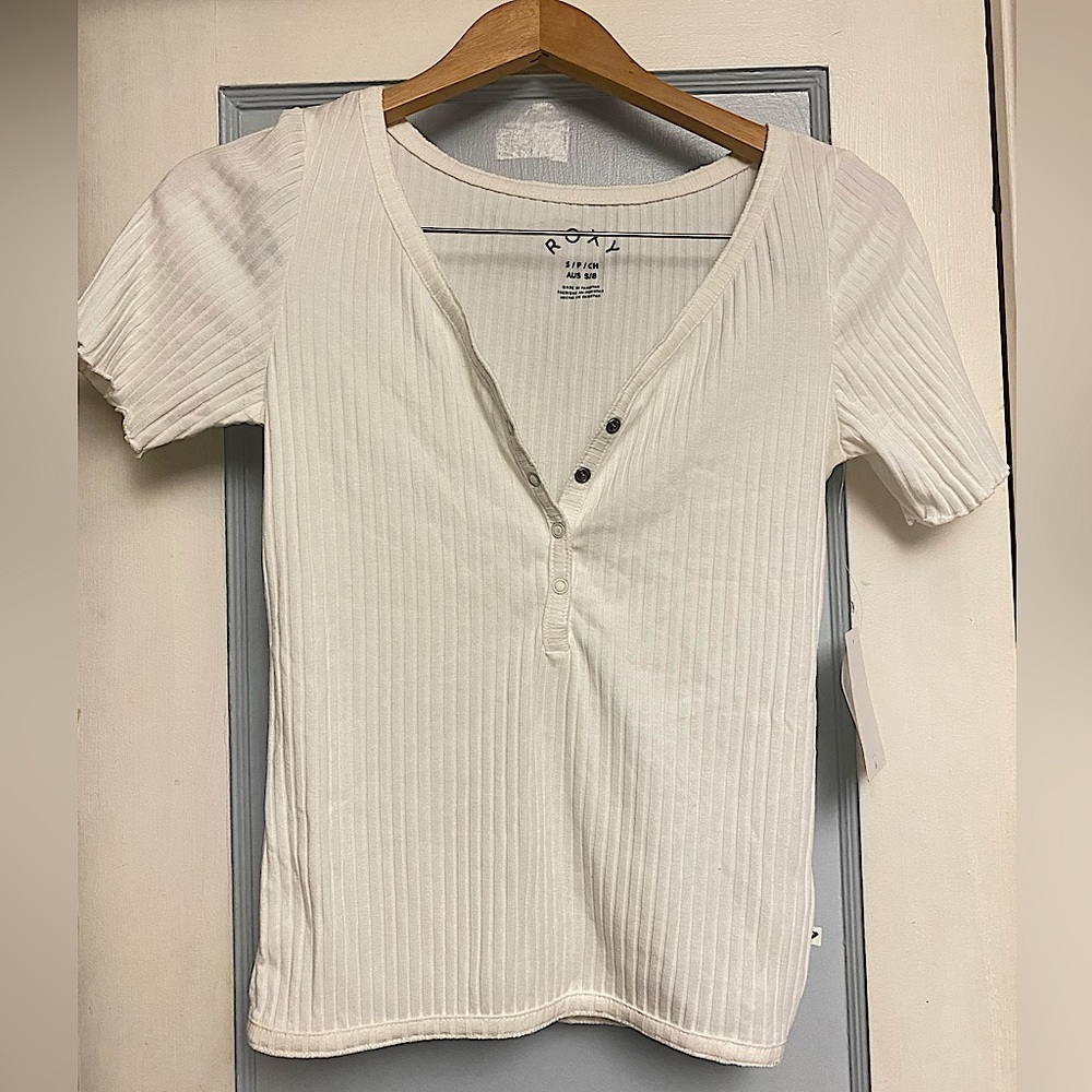 Brand new Roxy shirt
